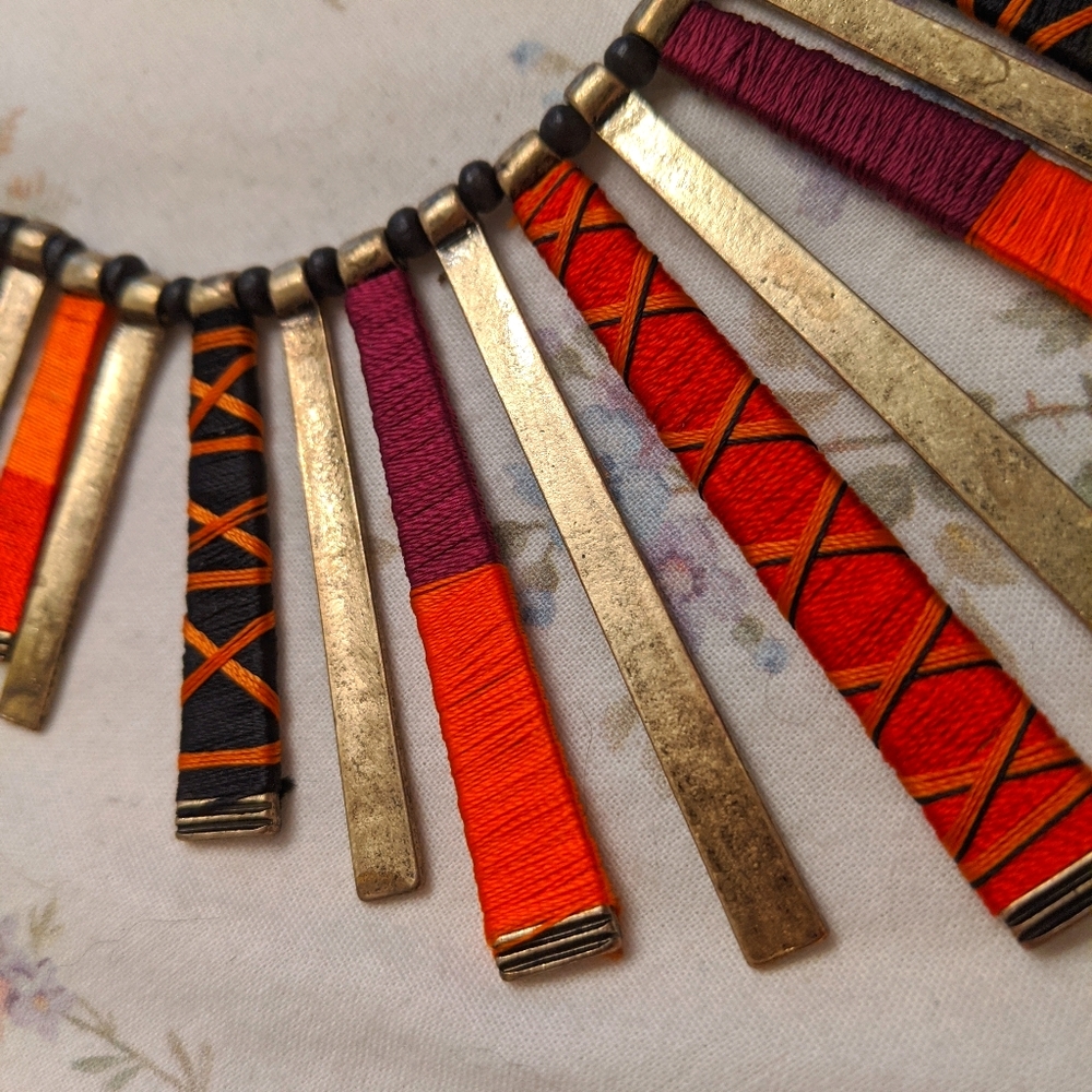 Vibrant statement necklace - Picture 2 of 6